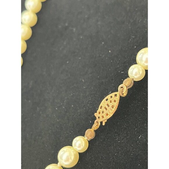 Vintage 8mm Faux Pearl Necklace 18 Inch with Gold Tone Clasp Elegant Wedding GUC - Picture 3 of 5